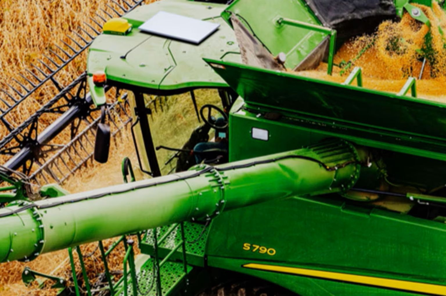 Deere into partnership with SpaceX