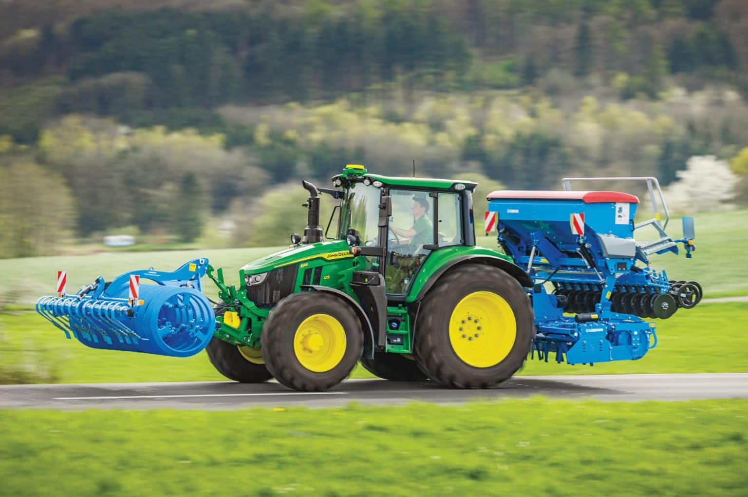 John Deere expands 6M Series