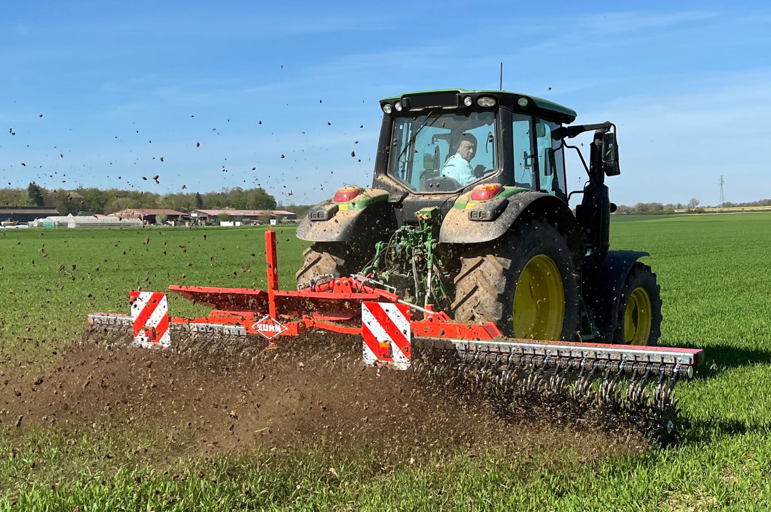 Kuhn launches Starliner rotary hoe