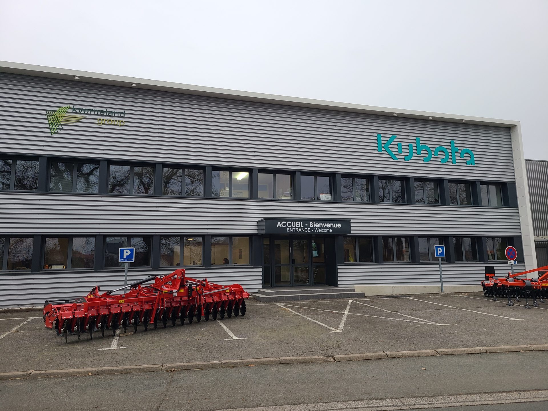 Kverneland expands in France