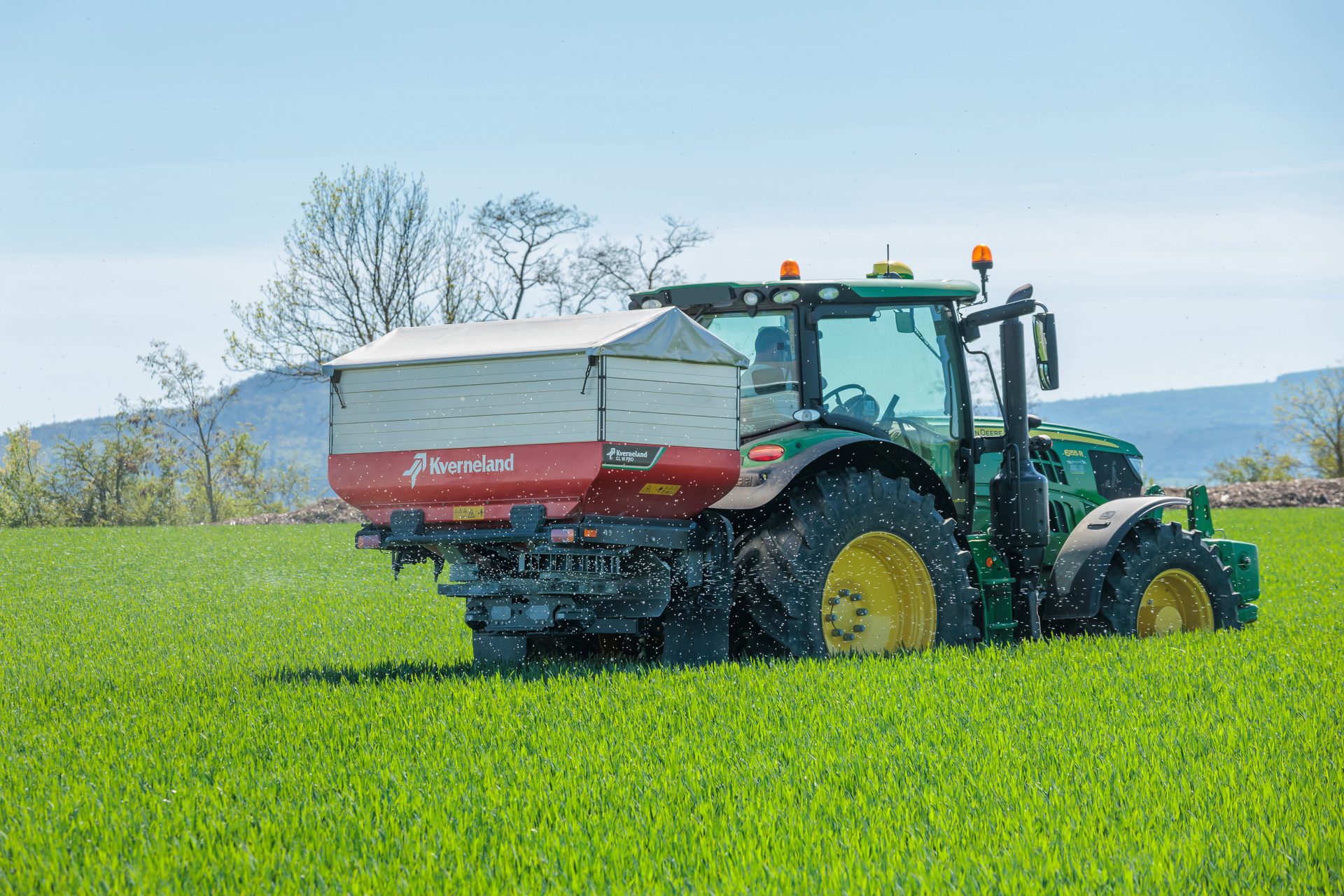 Kverneland launches mid-range spreader