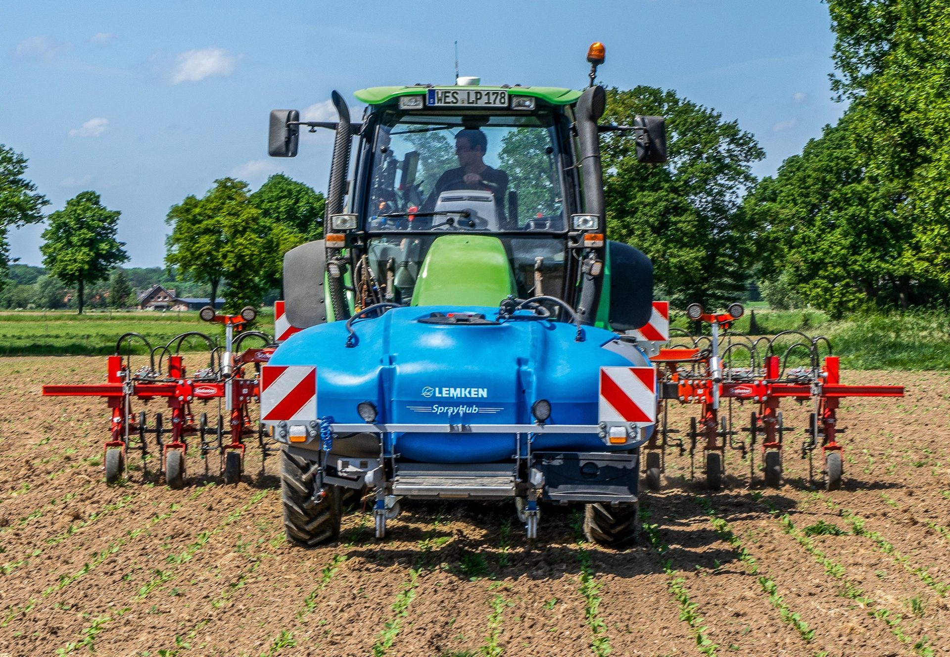 More functions for Lemken front tank