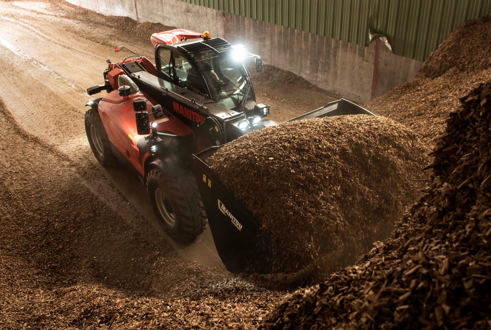 More Manitou for TNS