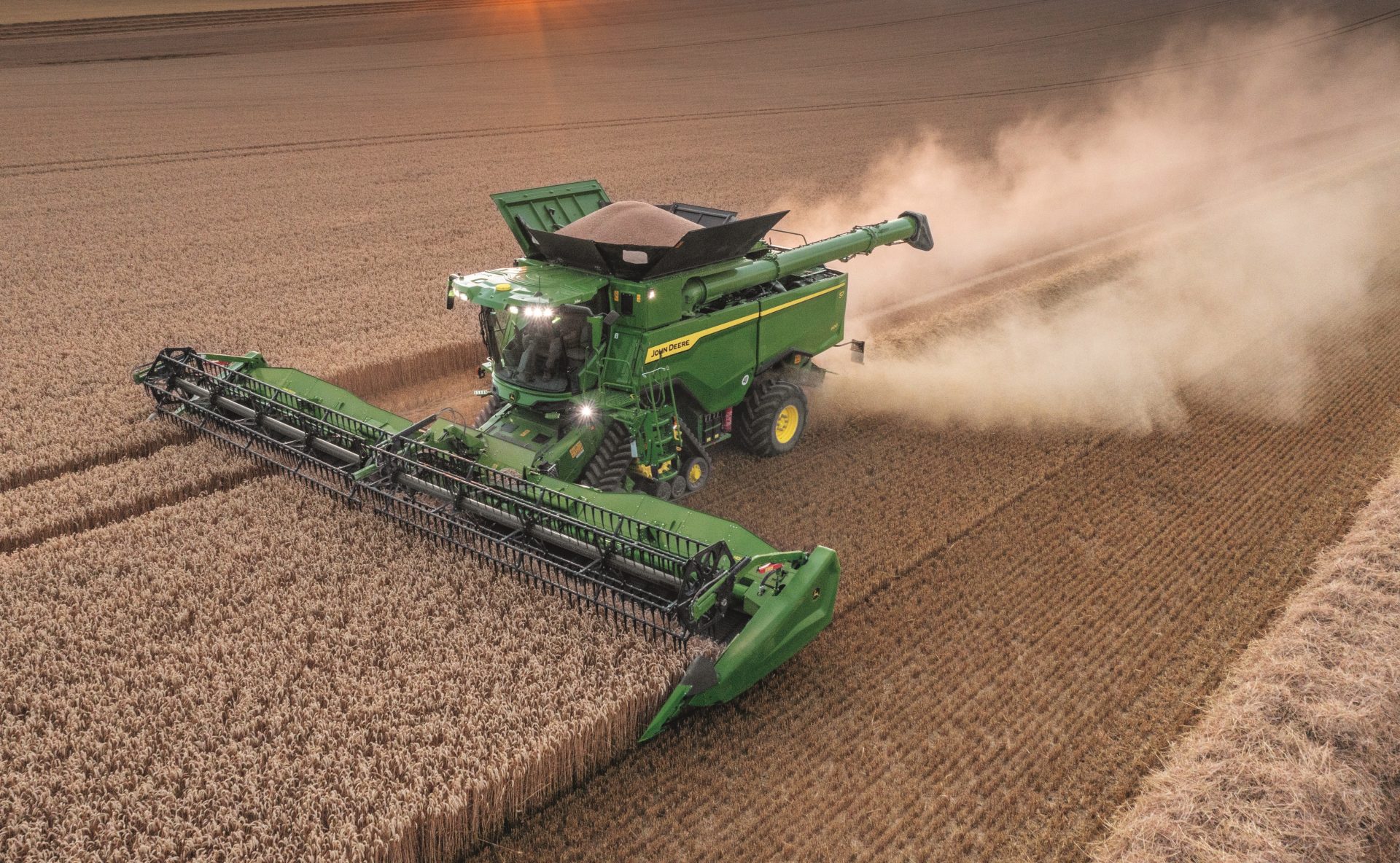 New John Deere S7 combines for 2025