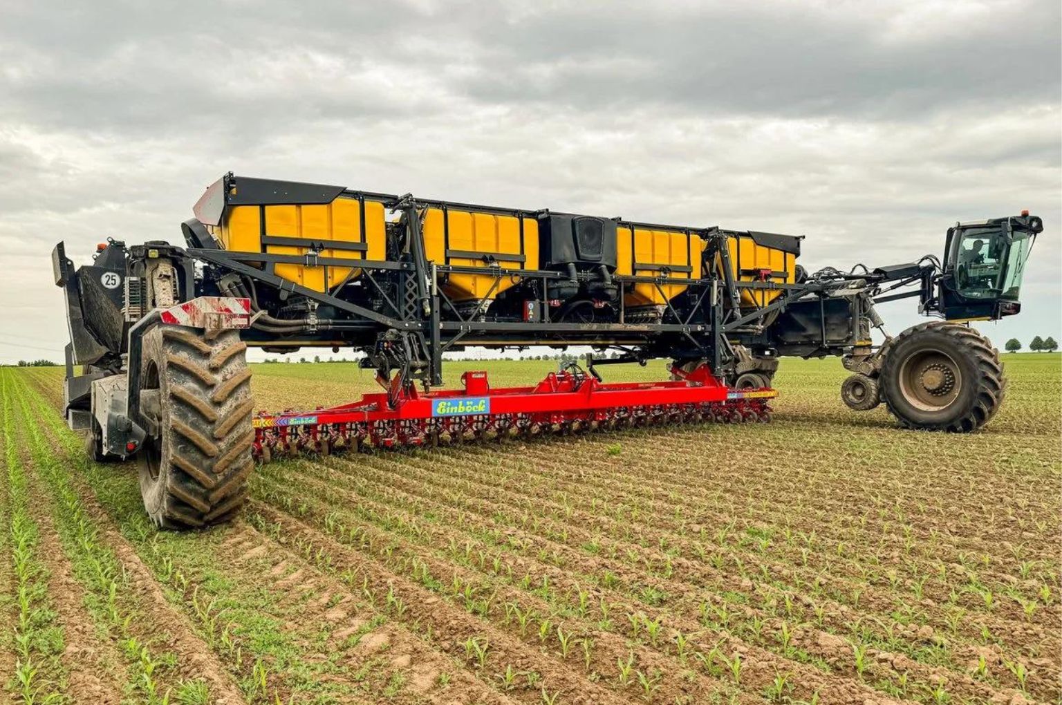 NEXAT carries Einböck cultivator