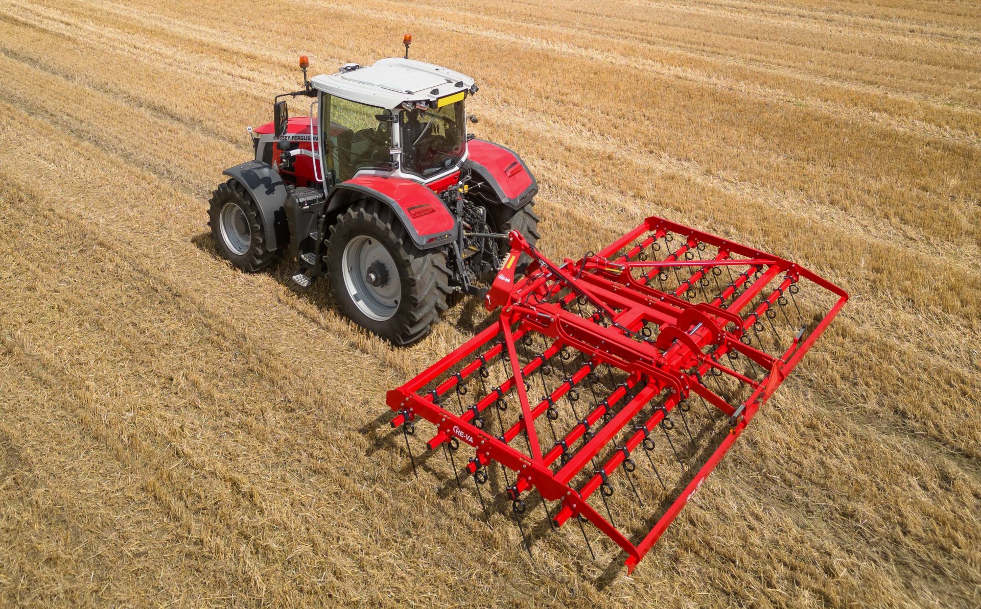 Opico three-in-one He-Va straw harrow