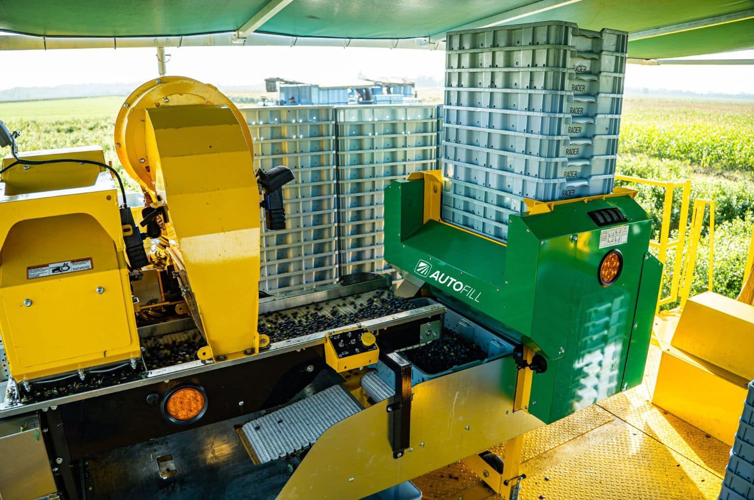 Oxbo debuts AutoFill technology