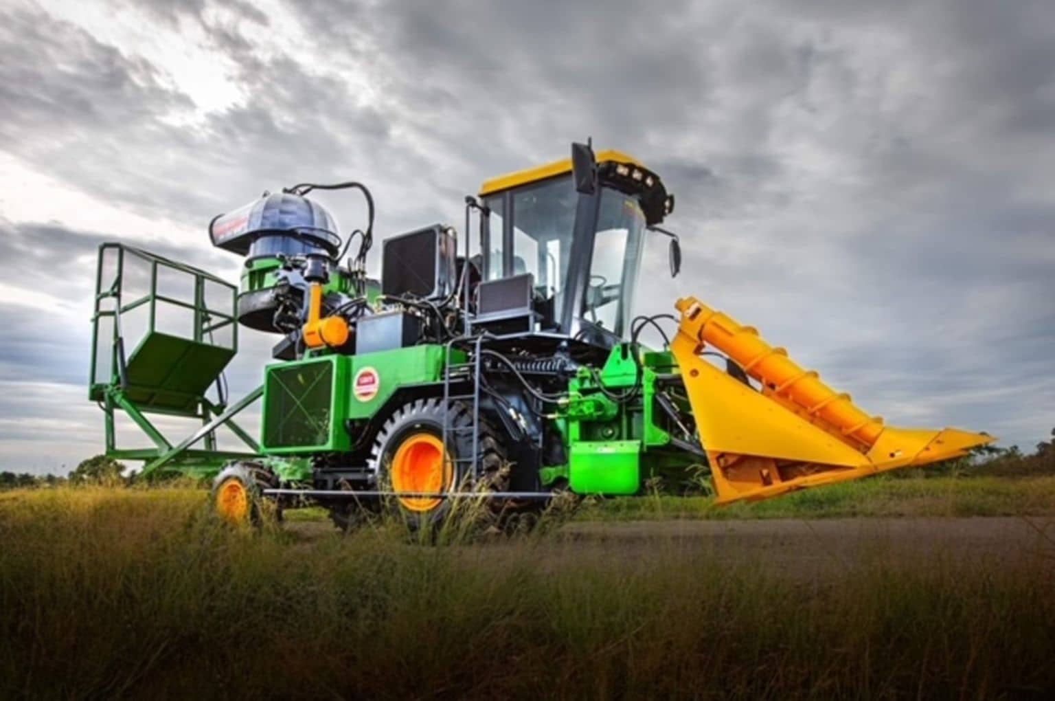 Samart cane harvesters go to Mauritius