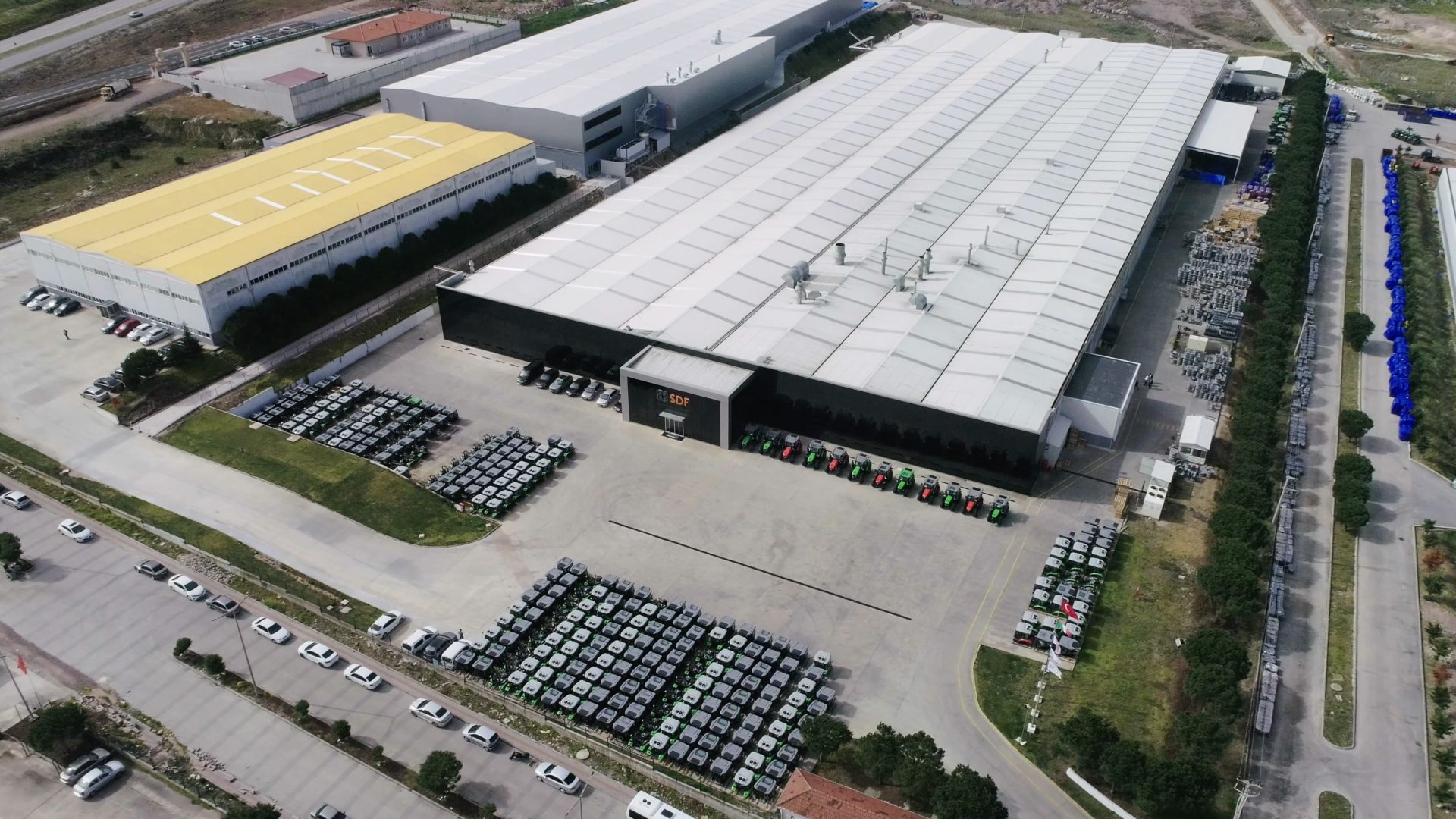 SDF to build tractors for Massey Ferguson