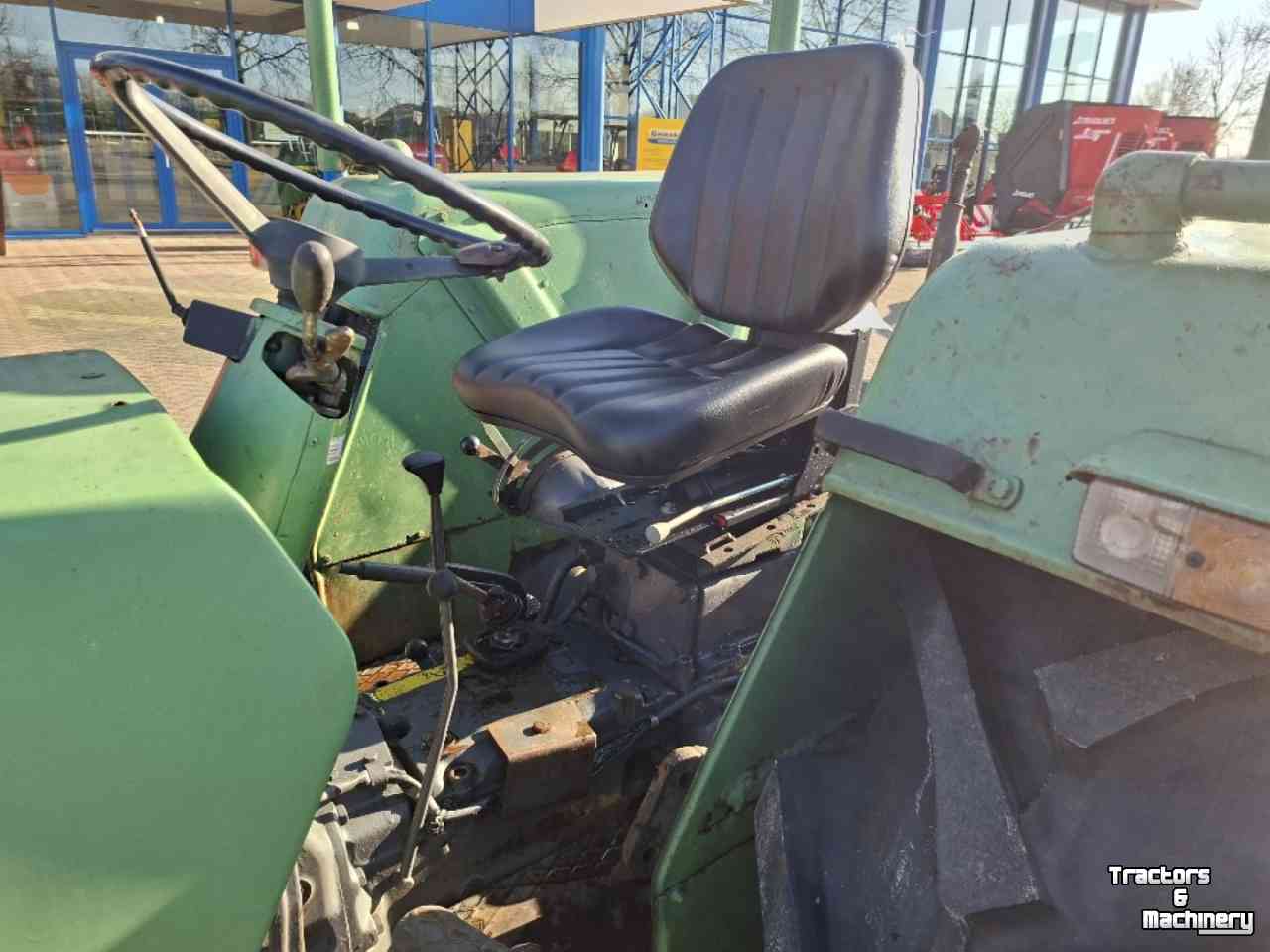 Tractor Fendt 102 S 2WD Tractor