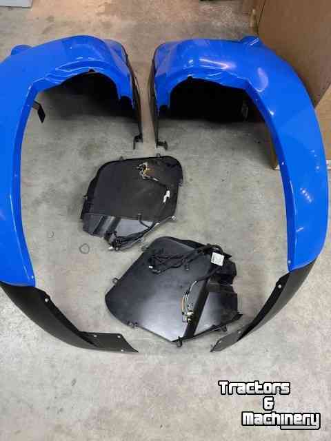 Used parts for tractors New Holland T5.140DCT