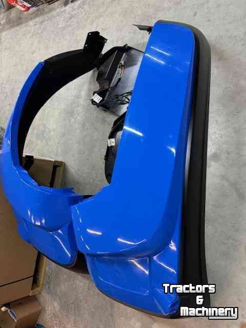 Used parts for tractors New Holland T5.140DCT