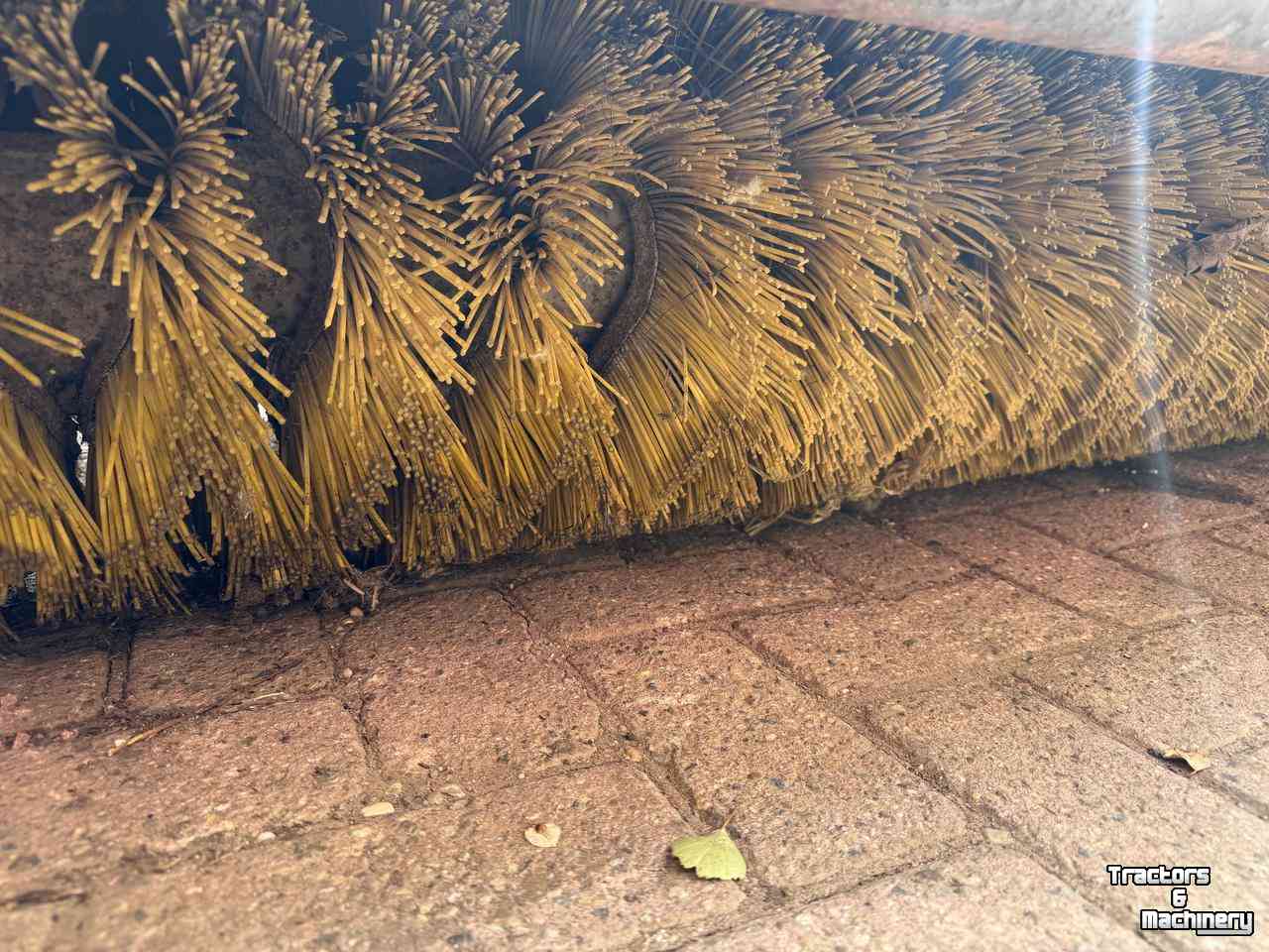 Sweeper Holaras Veegbezem