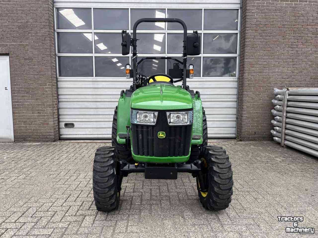 Horticultural Tractors John Deere 3038E Compact Tractor