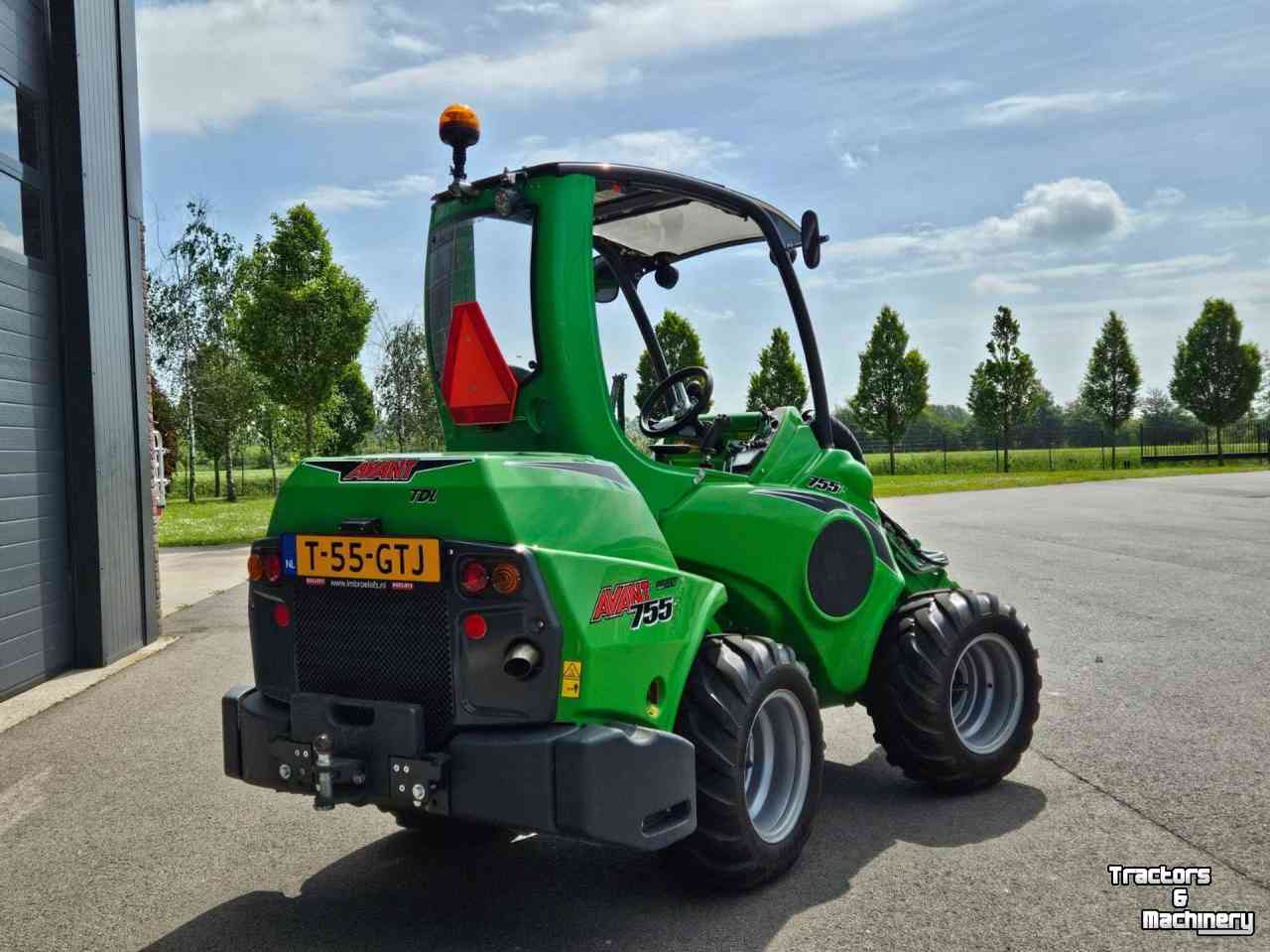 Wheelloader Avant 755i TDL+ Mini-shovel