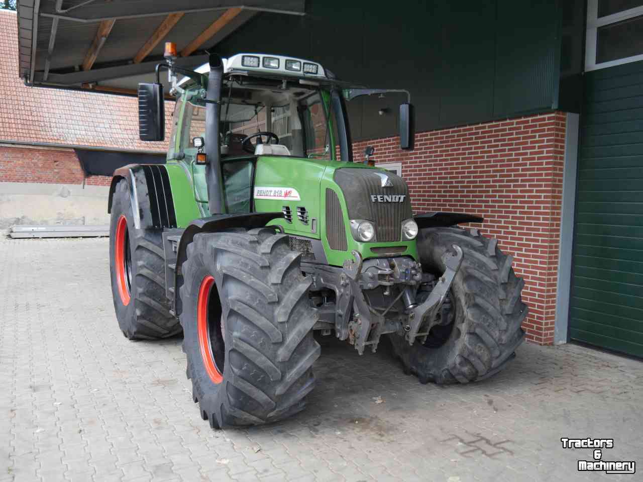 Tractor Fendt 818 Vario TMS