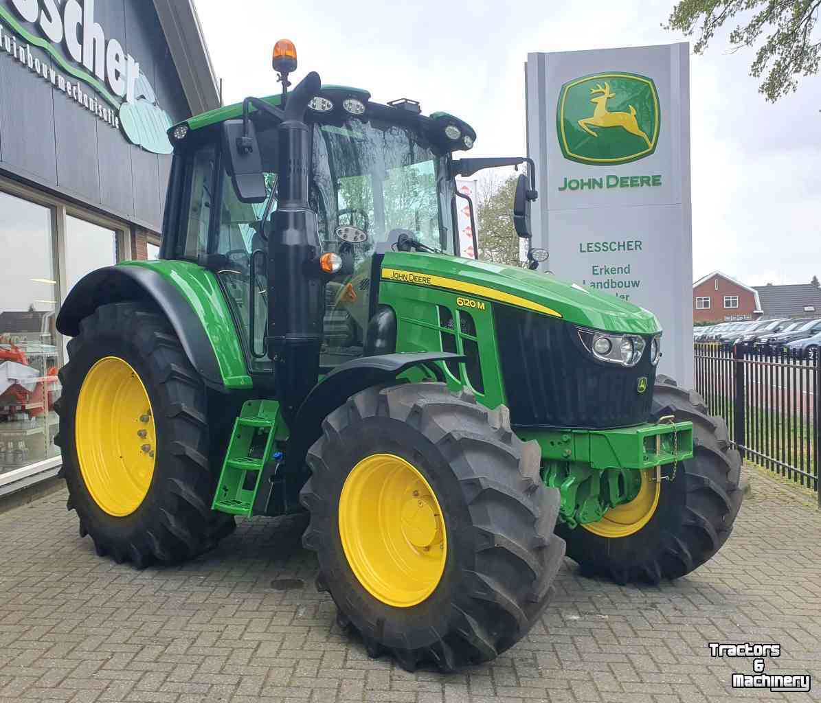 Tractor John Deere 6120M