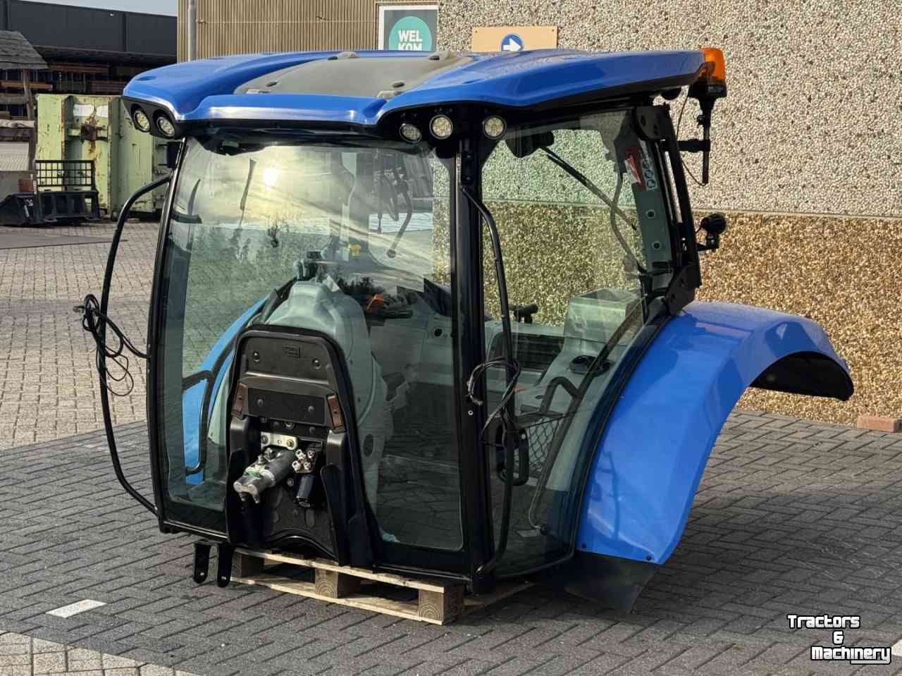 Tractor New Holland Complete Kabine New Holland en Frame  T6.xxx T7.xxx