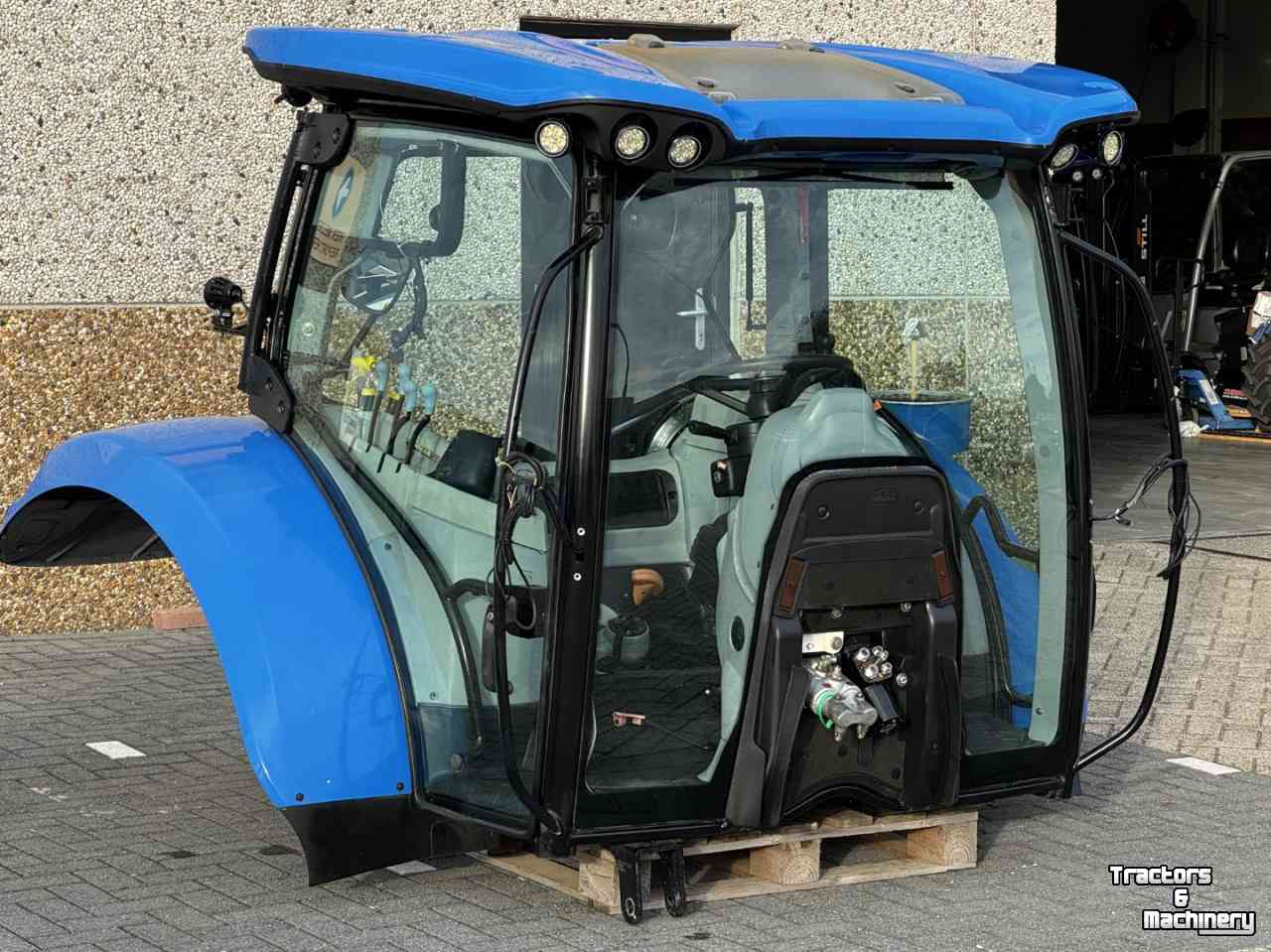 Tractor New Holland Complete Kabine New Holland en Frame  T6.xxx T7.xxx
