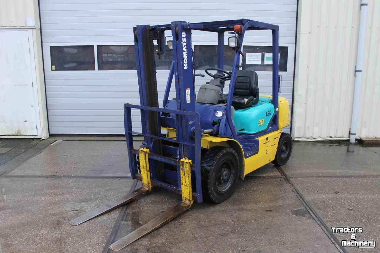 Forklift Komatsu FD20T-12 heftruck forklift gabelstapler diesel