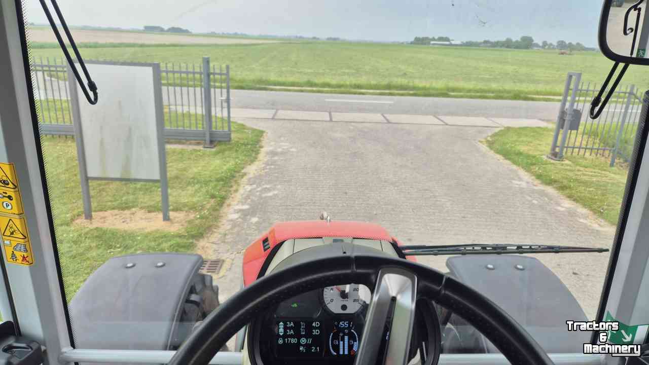 Tractor Massey Ferguson 5S.125