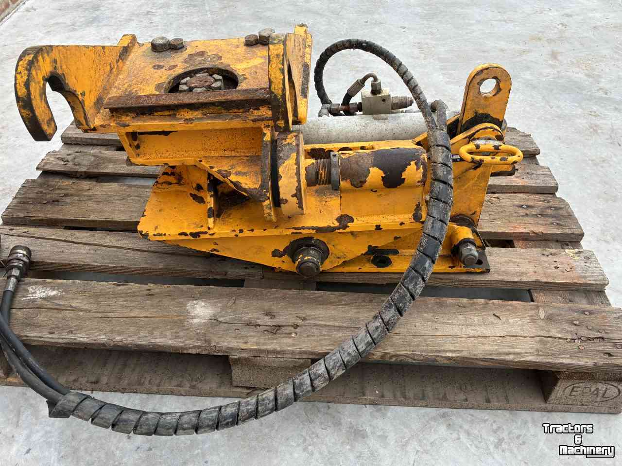 Flail mower  Draaipendelkop