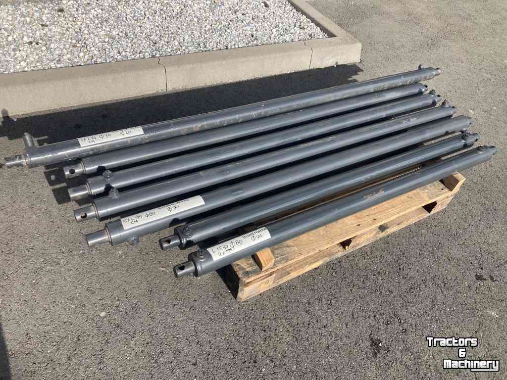 Diverse new spare-parts Wifo cilinders