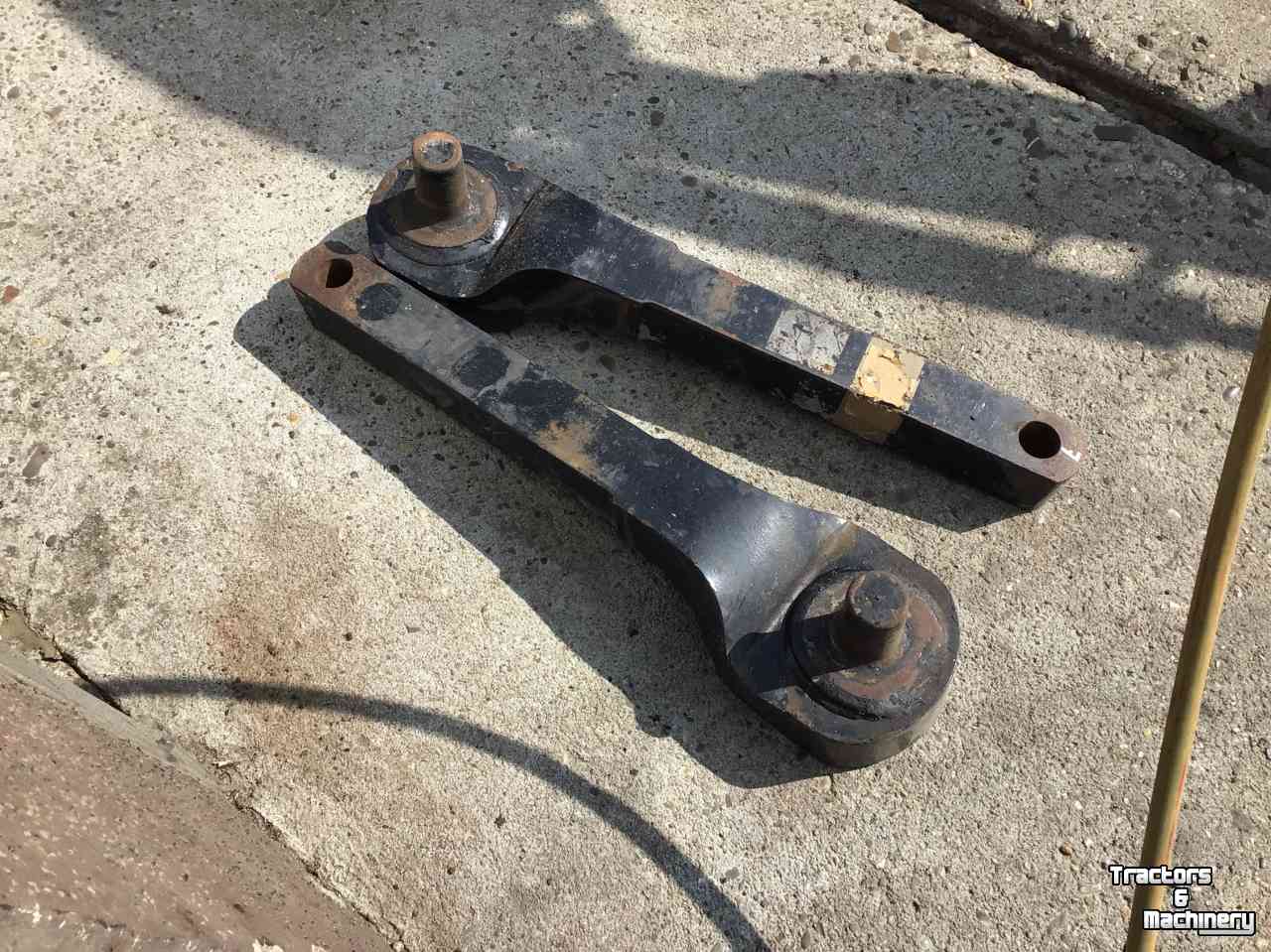 Other tractors and accessories  Sauremann