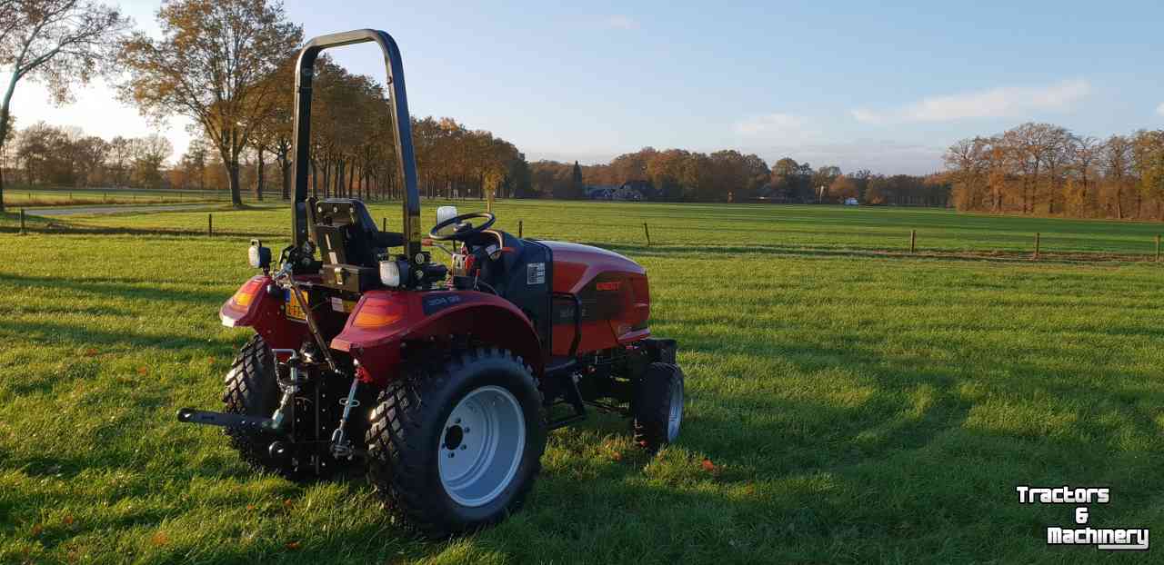 Tractor Knegt 304G2