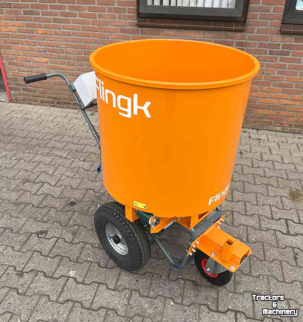 Sawdust spreader for boxes Flingk SE 250 elektrische zaagselstrooier diversen