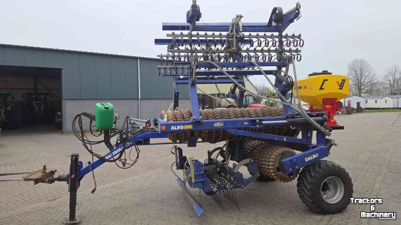 Grassland improver Dalbo Maxiroll 630