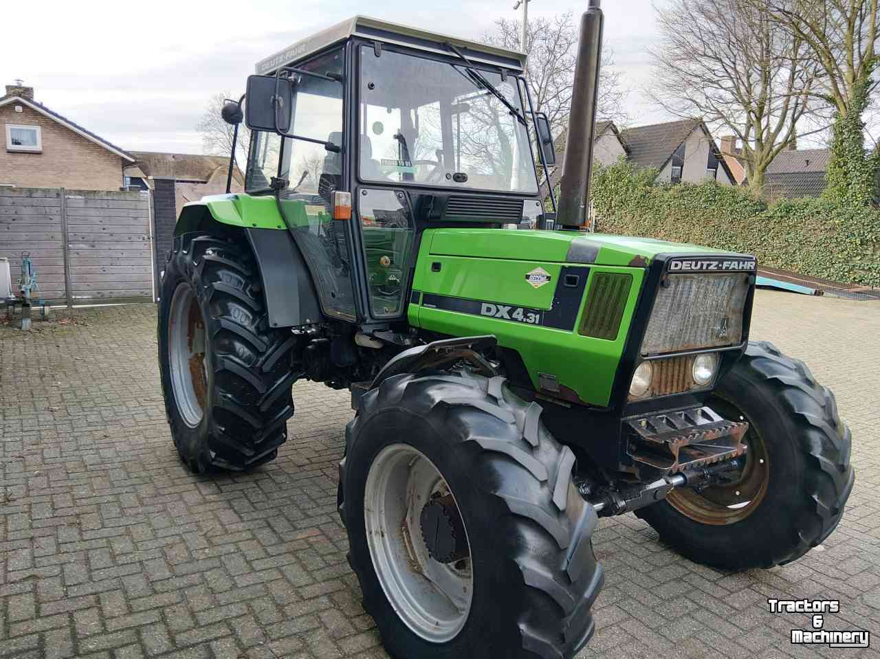 Tractor Deutz-Fahr DX 4.31