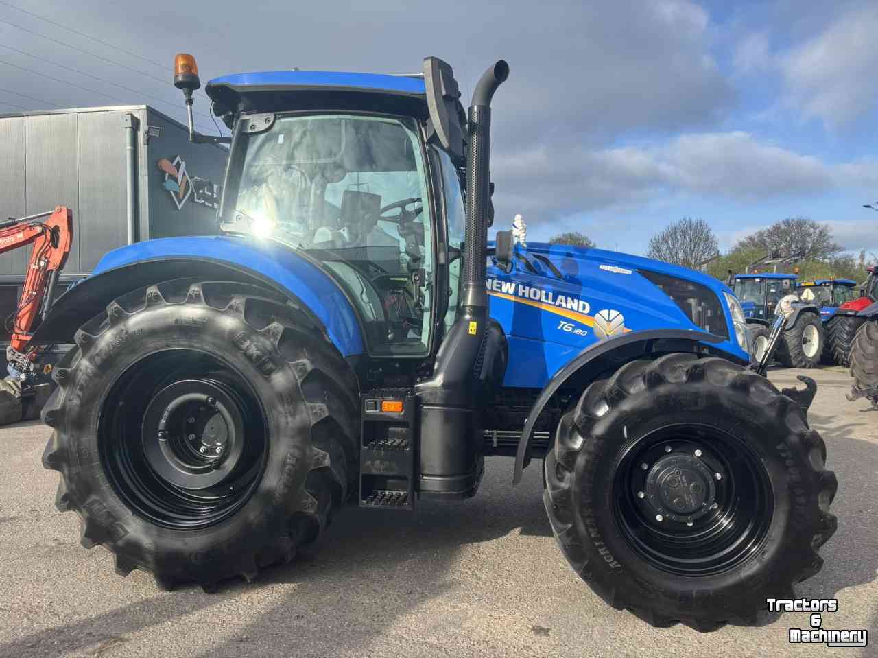 Tractor New Holland T6.180 AC Stage V Tractor