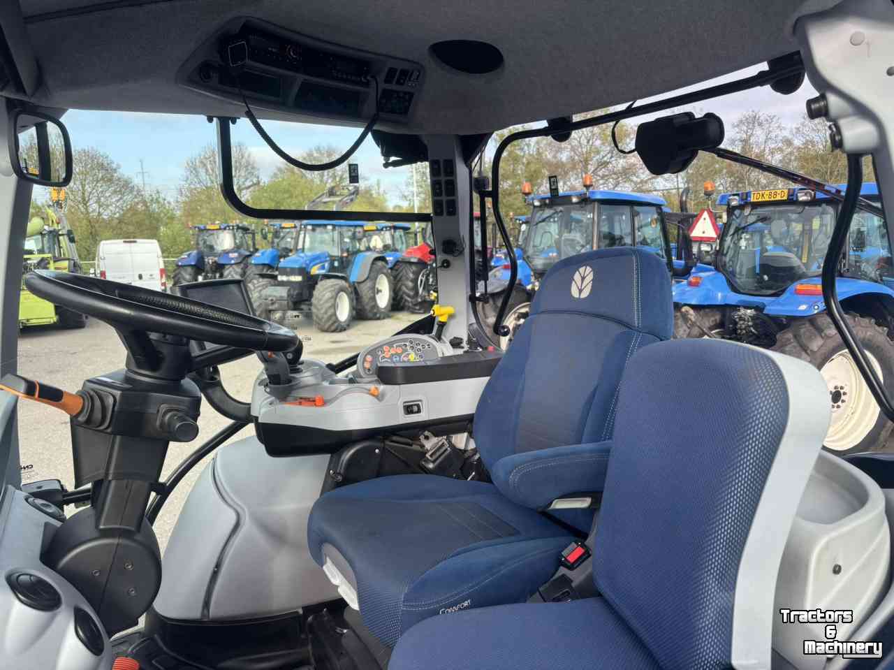 Tractor New Holland T6.180 AC Stage V Tractor