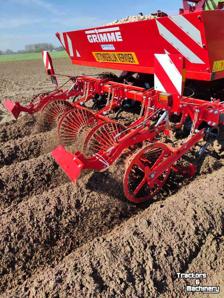 Potato planter Grimme GL420 pootmachine