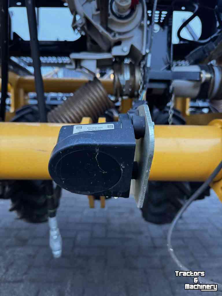 Direct seeder McConnel SEEDAERATOR 3,0 m Direktsaatmaschine