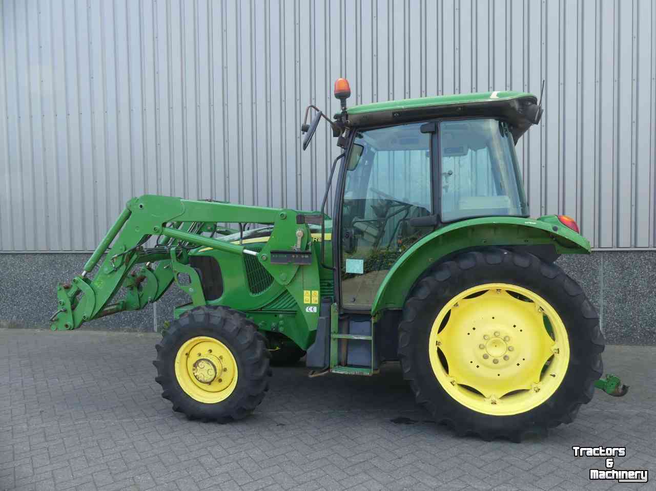 Tractor John Deere 5720