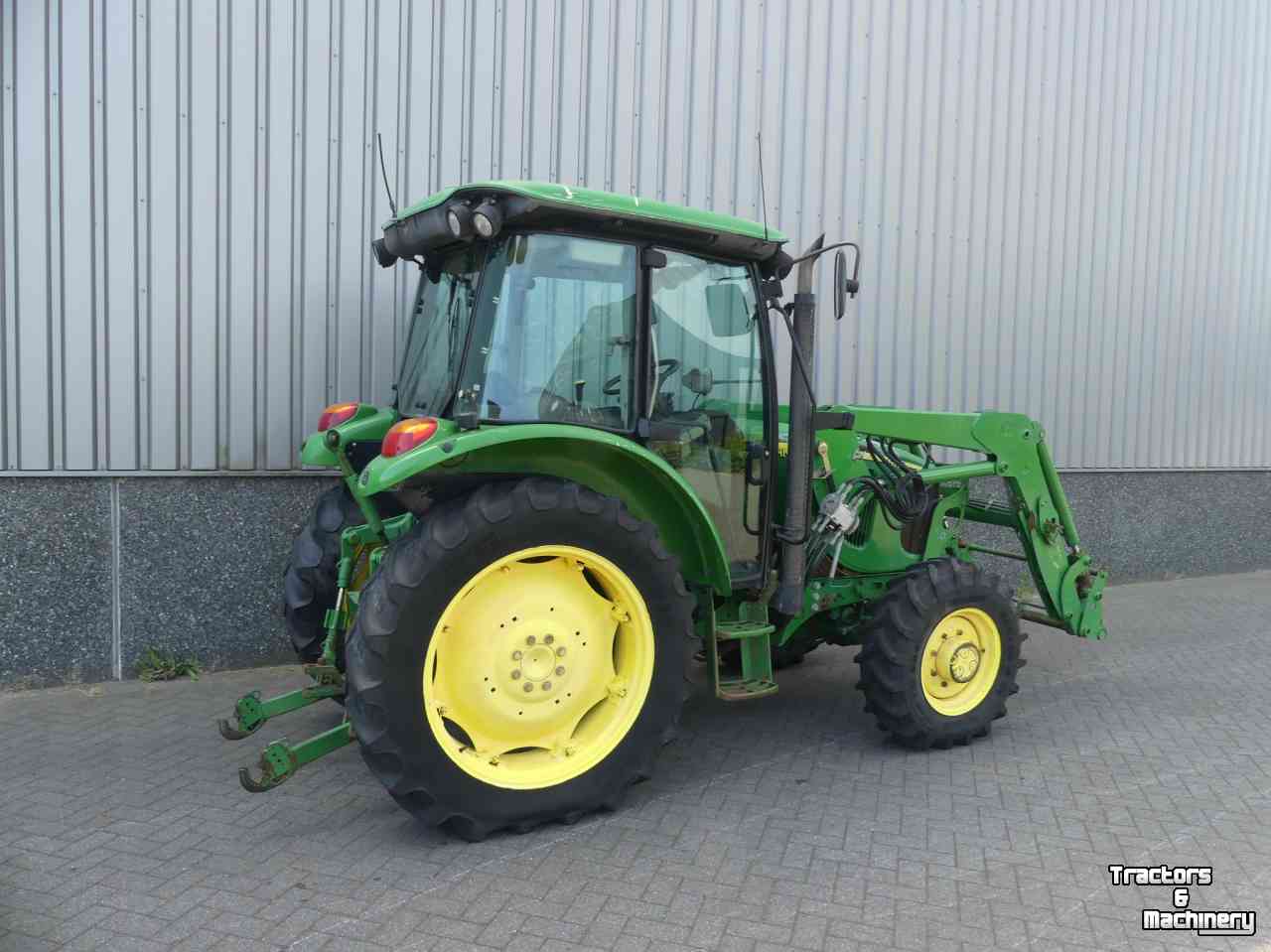 Tractor John Deere 5720