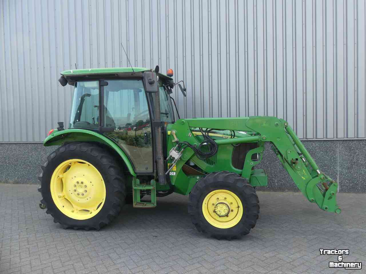 Tractor John Deere 5720