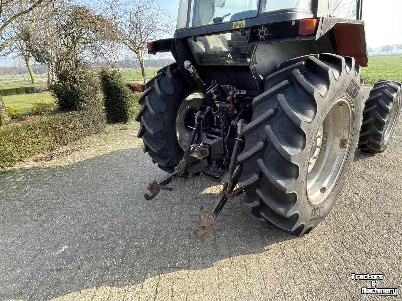 Tractor Case-IH 845XL Plus