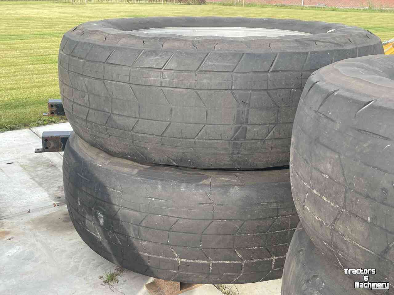 Wheels, Tyres, Rims & Dual spacers  Michelin Gazonbanden 540/65R28 600/65R38