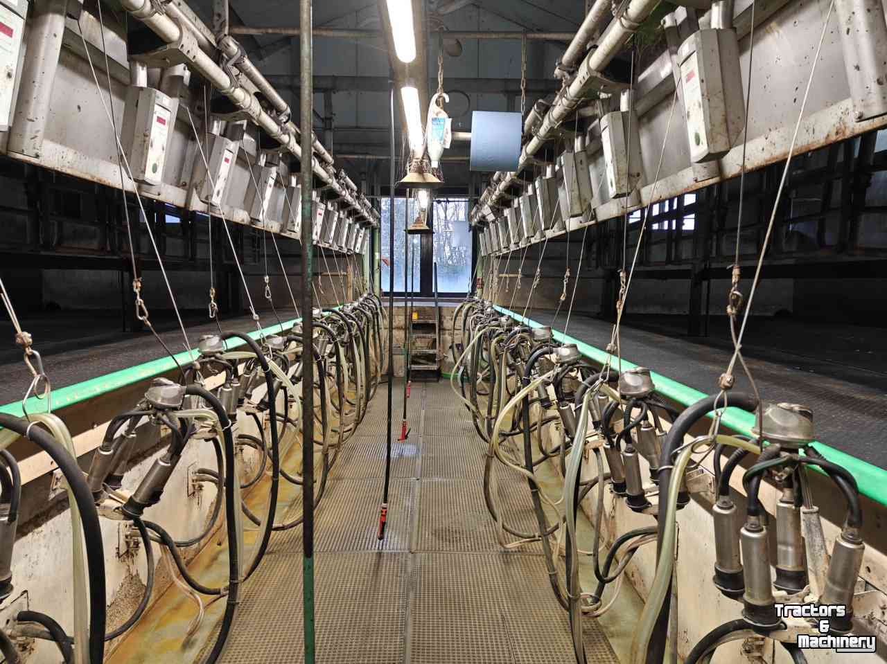 Milking installation GEA 2X12 RAPID EXIT