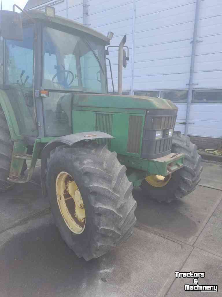 Tractor John Deere 6210