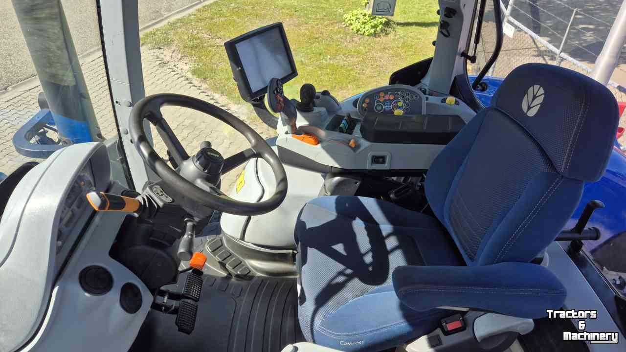 Tractor New Holland T7.315 HD AutoCommand 50Kmh en Luchtdrukremsysteem