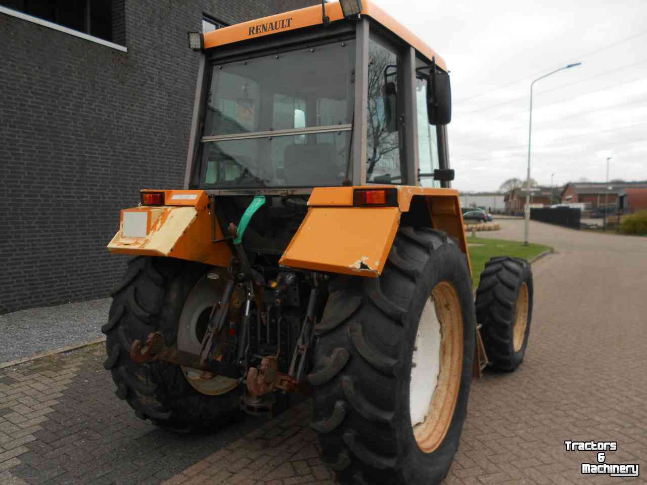 Tractor Renault temis 610