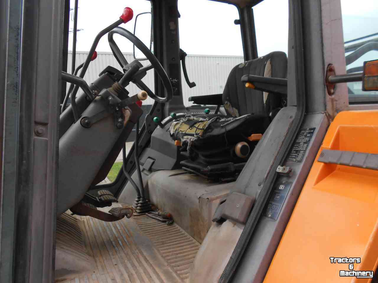 Tractor Renault temis 610