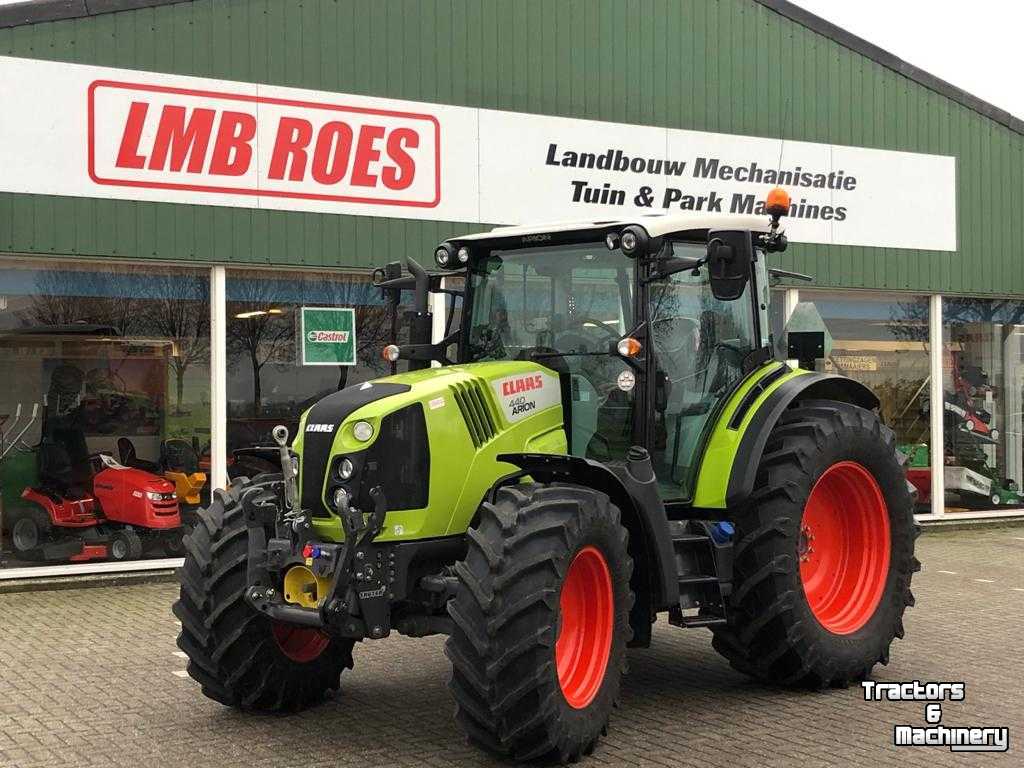 Used parts for tractors Claas Achterspatbord Claas Arion 400 smal