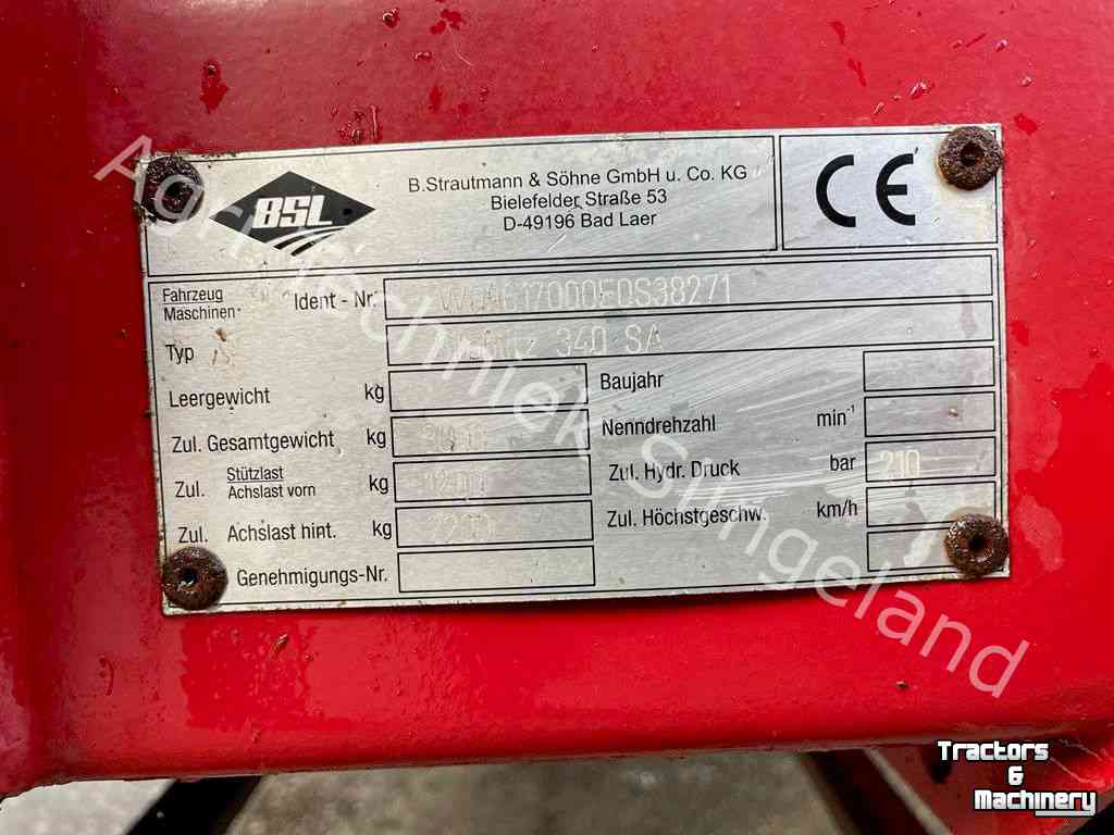 Silage grab-cutter wagon Strautmann Siloblitz 340 SA voeruitkuilwagen