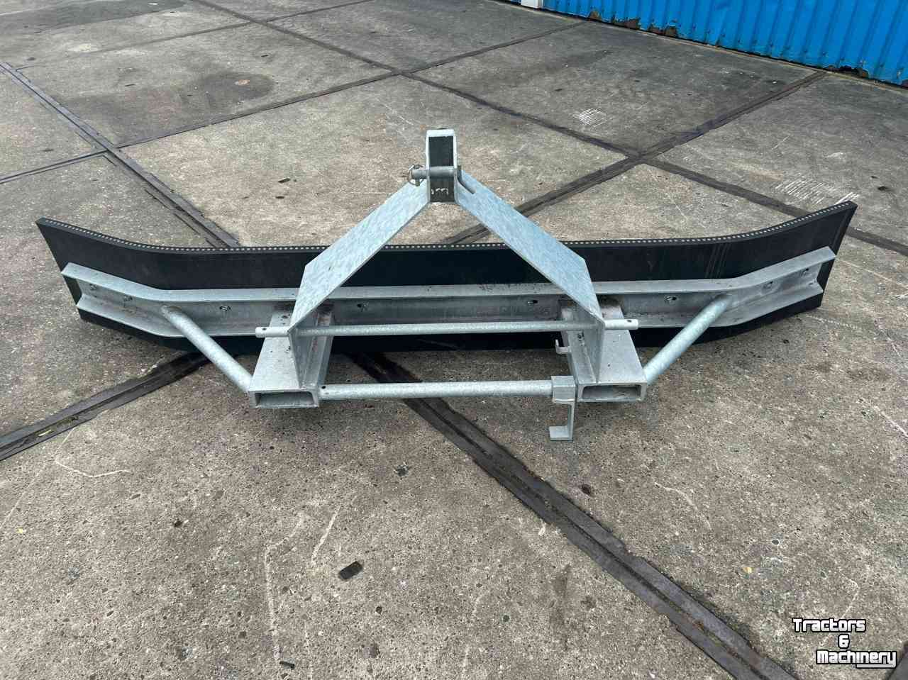 Rubber yard scraper Qmac Rubberschuif RSTL270
