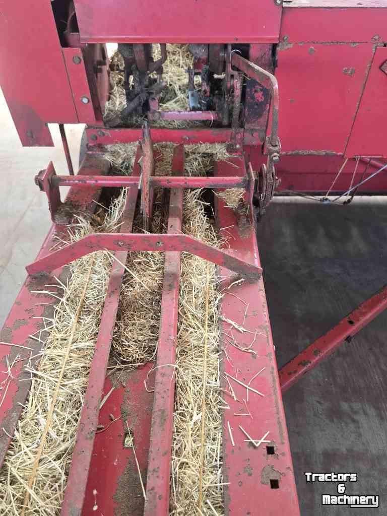 Balers International 440 balenpers pers